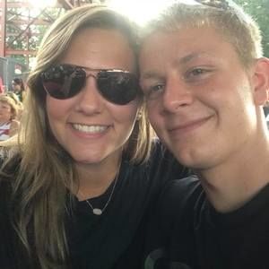 Meet your Posher, Mady